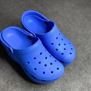 Platform like crocs